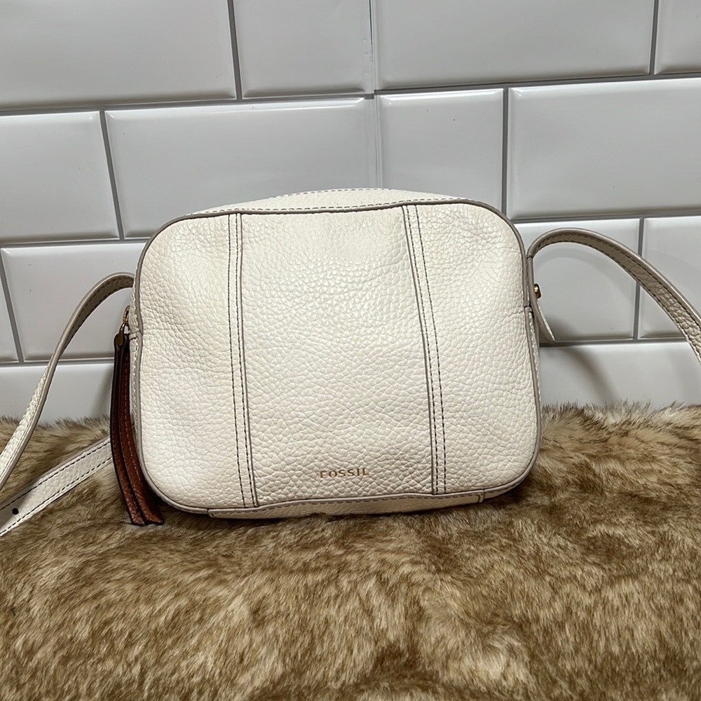 Fossil camera crossbody shoulder bag